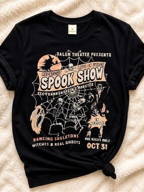 Vintage Style Salem Theater Spook Show Halloween Graphic Tee Unisex Medium